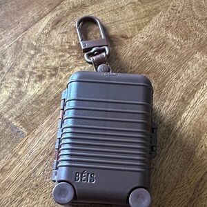 BÉIS Maple Micro Suitcase Charm